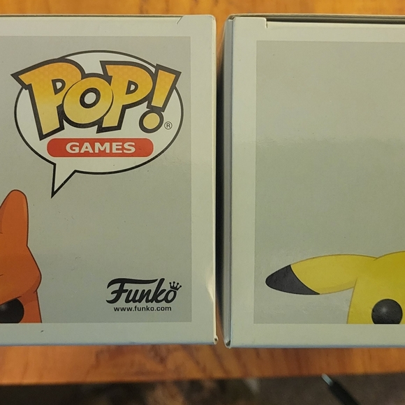 Pokémon Charizard and Pikachu Funko Pop Bundle - Picture 3 of 3